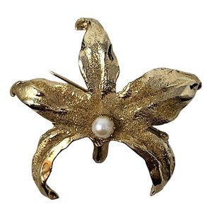Kramer 10k Gold Brooch Womens Vintage Star Flower Poinsettia Jewelry Pin 7713